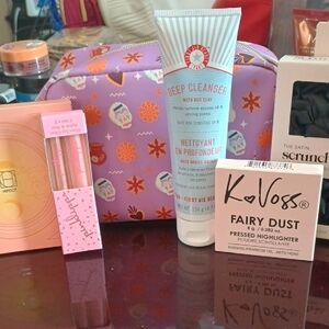 Ipsy Viva La Glam Bag Retail $126